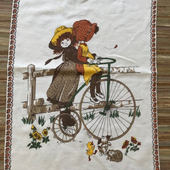 Holly Hobbie Style 70s Kitchen Tea Towel Prairie Bonnet Girl with Tricycle Bike - Picture 2 of 5